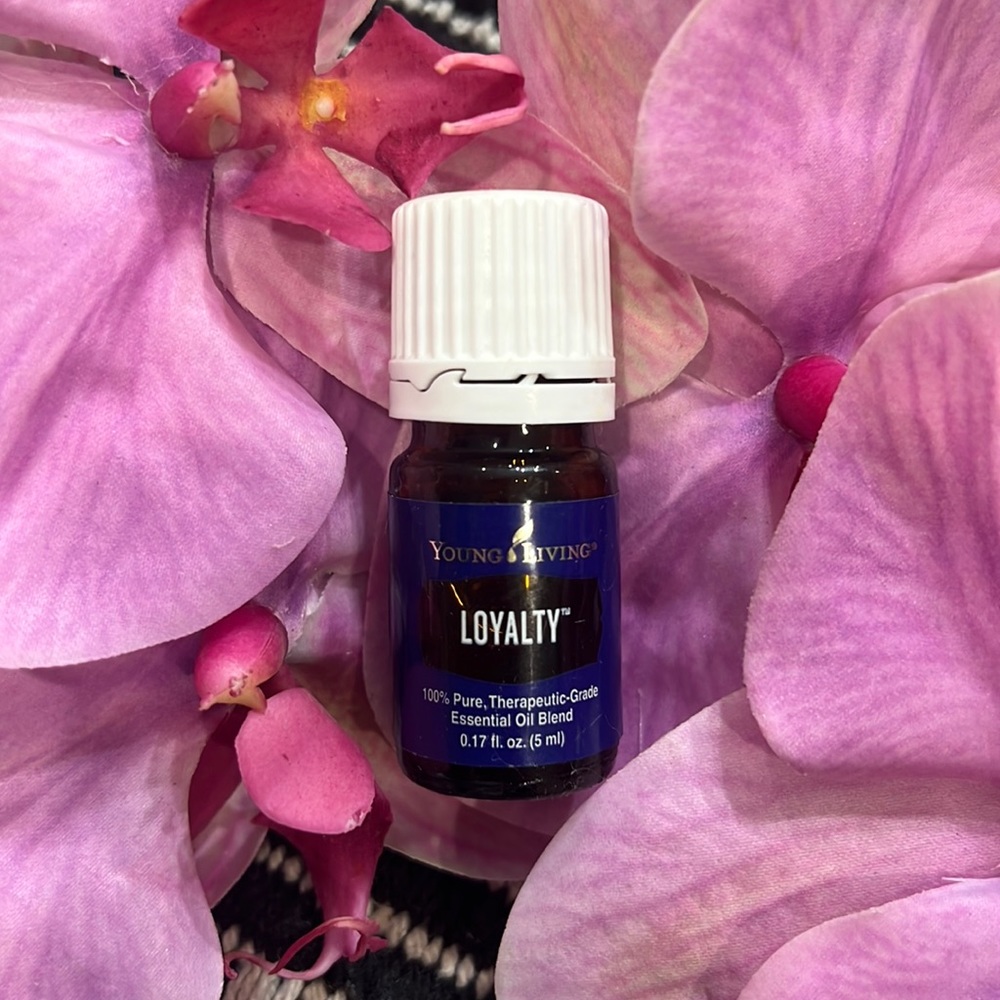 LOYALTY ESSENTIAL OIL BLEND 5ml